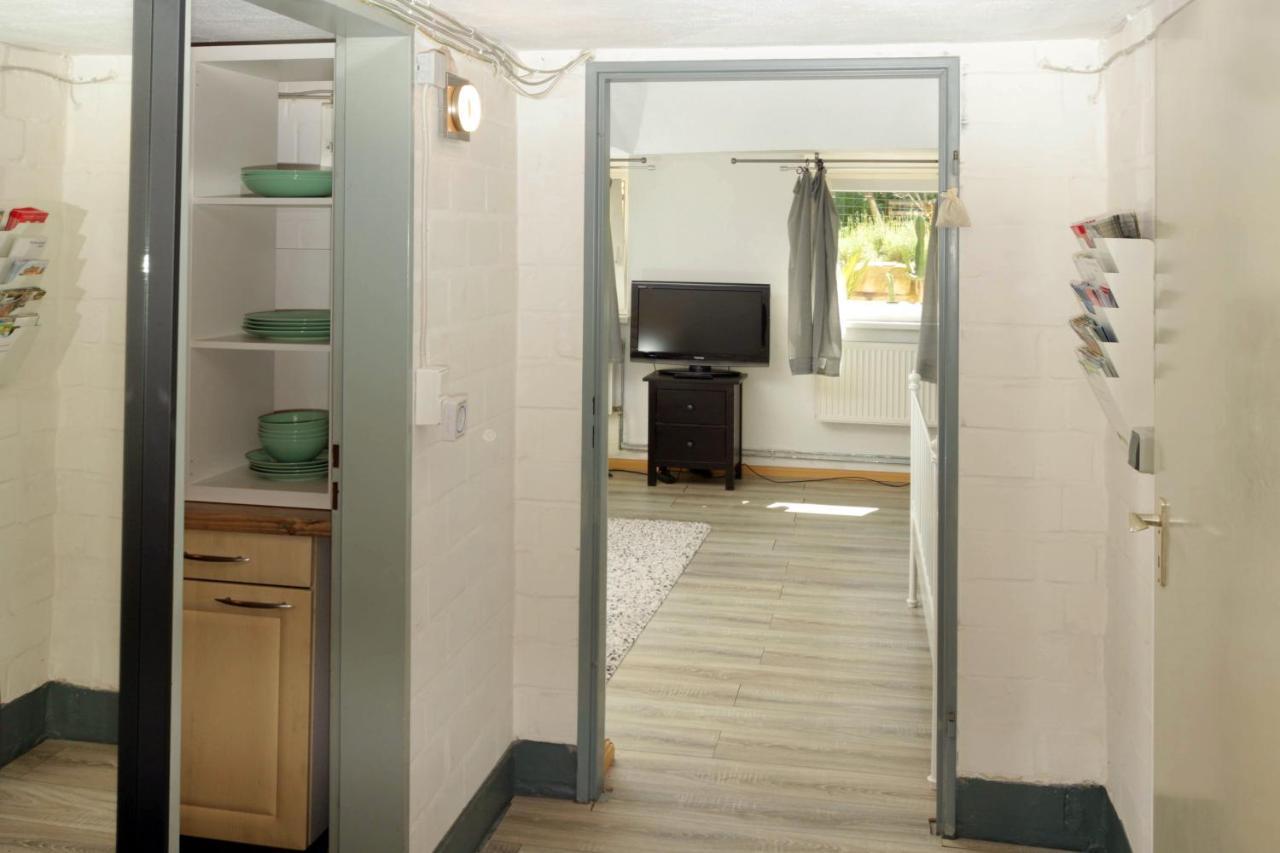 Cozy Souterrain-Half-Basement-Apartment Included 2 Bicycles Berlino Esterno foto