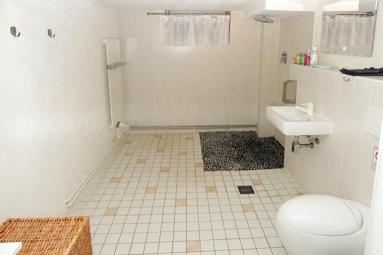Cozy Souterrain-Half-Basement-Apartment Included 2 Bicycles Berlino Esterno foto